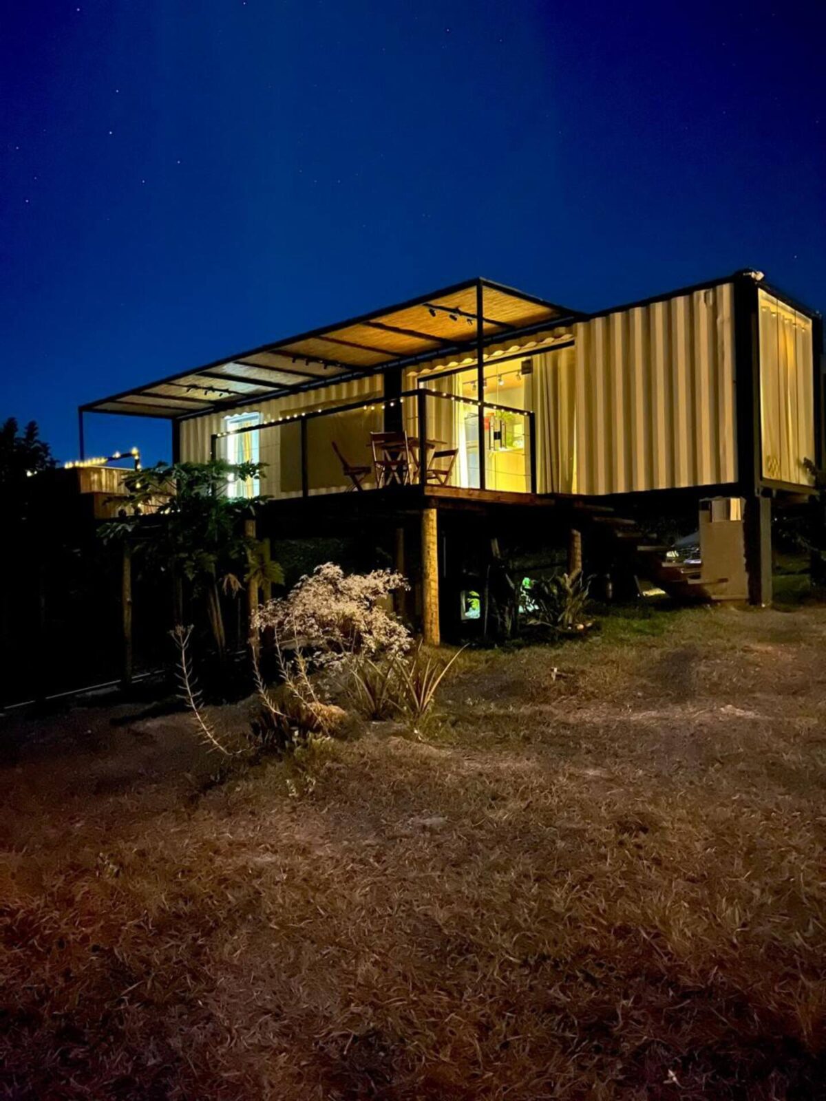 Projeto modular com iluminação noturna